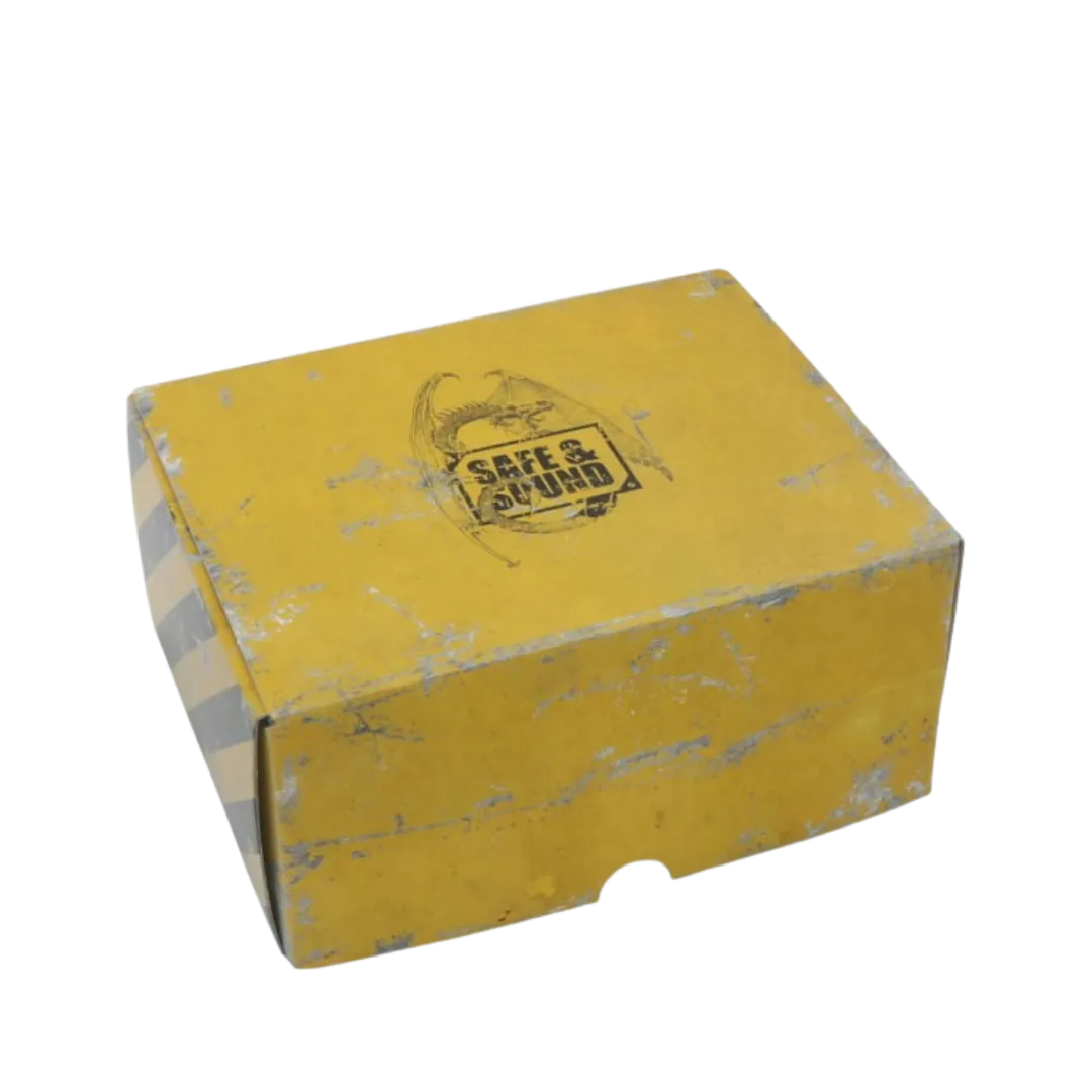 Half-size Medium Box for magnetically-based miniatures-Safe and Sound-Radaddel